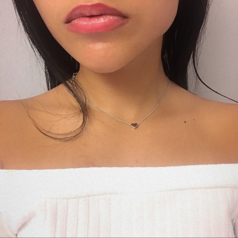 Dainty Silver Heart Choker